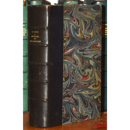 MANUEL DE DIPLOMATIQUE. Diplômes et Chartes - Chronologie technique - Éléments critiques et Parties constitutives de la Teneu...