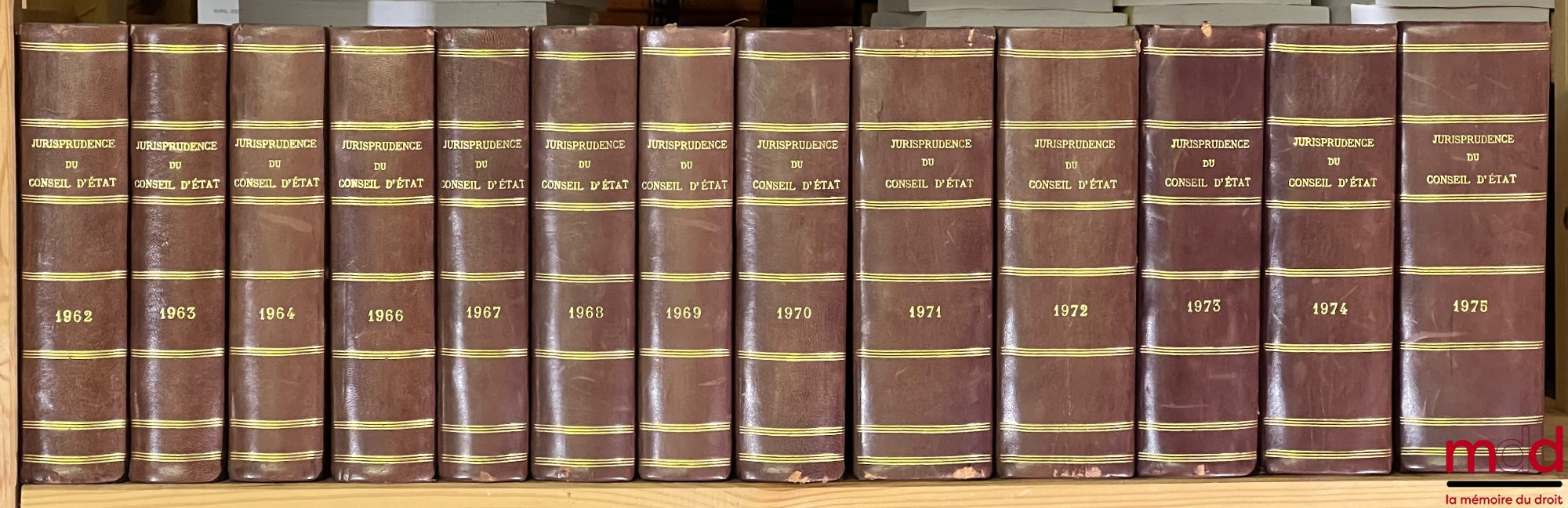 [Recueil Lebon - Conseil d’État] – RECUEIL DES DÉCISIONS DU CONSEIL D’ÉTAT STATUANT AU CONTENTIEUX DU TRIBUNAL DES CONFLITS ET DES JUGEMENTS DES TRIBUNAUX ADMINISTRATIFS, coll. Lebon, Panhard, Chalvon-Demersay fondée en 1821, de 1962 à 1988