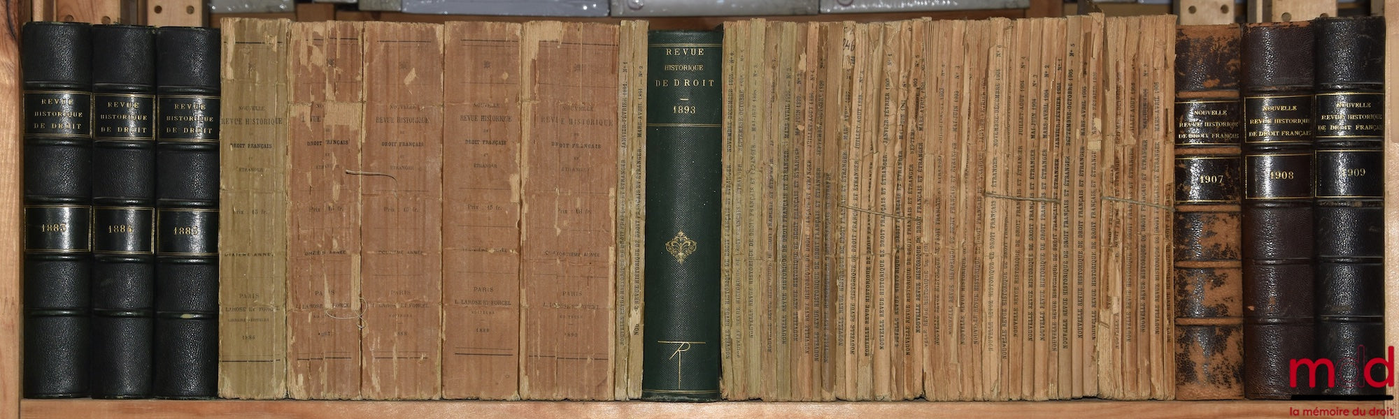 [RHDFE] – NOUVELLE REVUE HISTORIQUE DE DROIT FRANÇAIS ET ÉTRANGER, fondée en 1855 par MM. É. Laboulaye, E. de Rozière, R. Dareste et C. Ginouilhac, Publié avec le concours du centre National de la Recherche Scientifique, de 1883 (7e année) à 2003