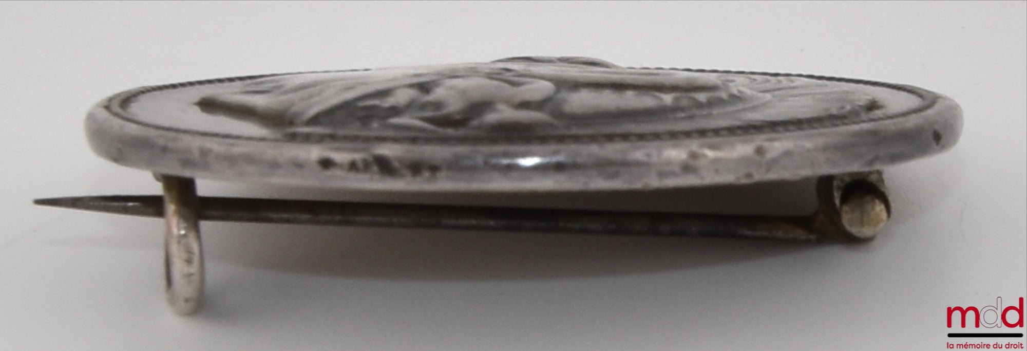 [DUBOIS (Alphée)] – MINERVE. MÉDAILLE. UNIVERSITÉ DE FRANCE – COMMISSION DES LIVRES