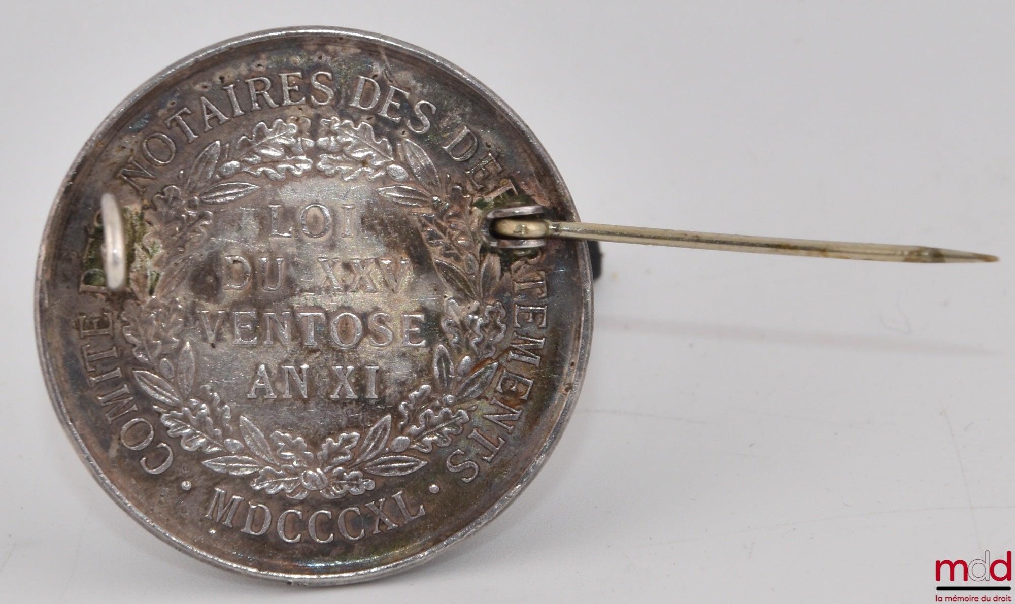 [BARRE (A.)] – NAPOLÉON BONAPARTE PREMIER CONSUL / COMITÉ DES NOTAIRES DES DÉPARTEMENTS, Loi du XXV ventose An XI, Chambre des Notaires, Jeton de présence des Notaires