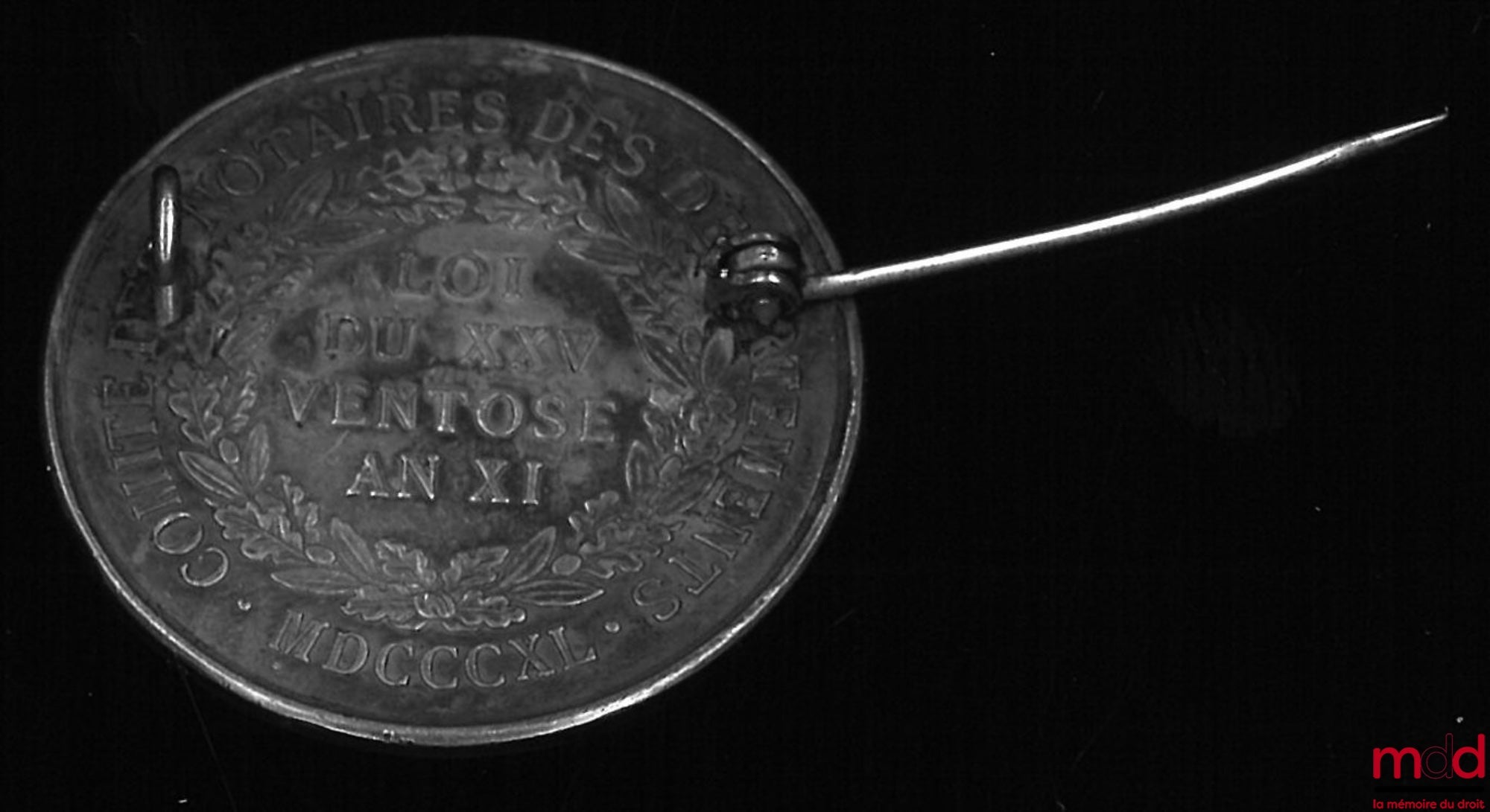 [BARRE (A.)] – NAPOLÉON BONAPARTE PREMIER CONSUL / COMITÉ DES NOTAIRES DES DÉPARTEMENTS, Loi du XXV ventose An XI, Chambre des Notaires, Jeton de présence des Notaires