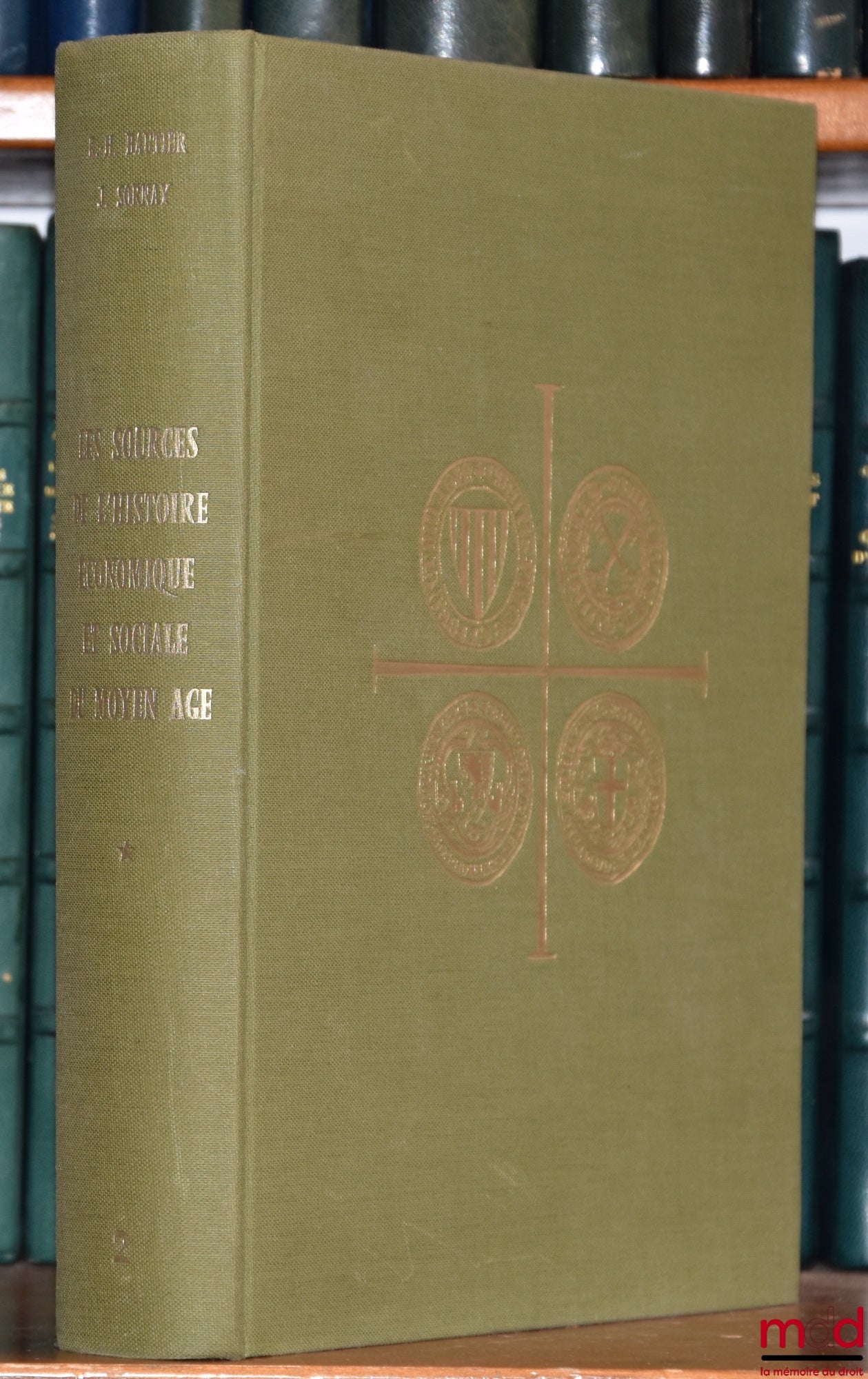 BAUTIER (Robert-Henri) et SORNAY (Janine) – LES SOURCES DE L’HISTOIRE ÉCONOMIQUE ET SOCIALE DU MOYEN ÂGE. Provence – Comtat venaissin  – Dauphiné – États de la Maison de Savoie. Vol. II [seul – mq. les vol. I et III] : Archives ecclésiastiques, communales