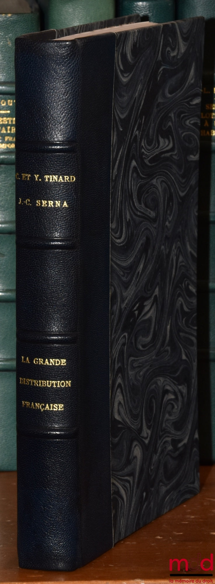 TINARD (Christiane & Yves) – FRENCH LARGE RETAIL: SCAPEGOAT OR PREDATOR? with the collaboration of Jean-Christian Serna, coll. Business Law News, vol. 21