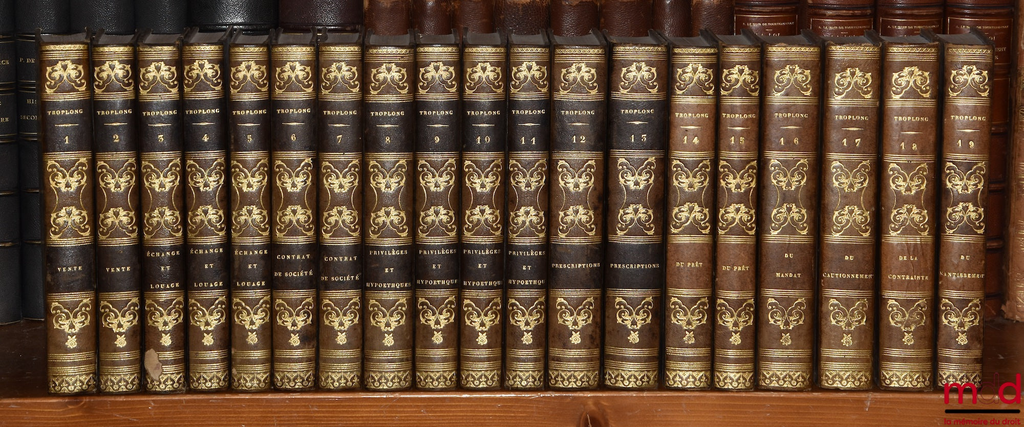 TROPLONG (Raymond-Théodore) – LE DROIT CIVIL EXPLIQUÉ SUIVANT L’ORDRE DES ARTICLES DU CODE DEPUIS ET Y COMPRIS LE TITRE DE LA VENTE ; ouvrage qui fait suite à celui de M. Toullier, mais dans lequel on a adopté la forme plus commode du commentaire. PREMIÈR