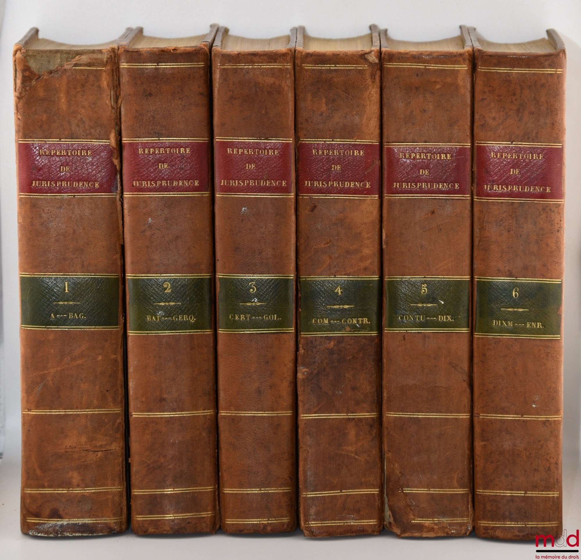 GUYOT (Joseph-Nicolas) et alii – RÉPERTOIRE UNIVERSEL ET RAISONNÉ DE JURISPRUDENCE CIVILE, CRIMINELLE, CANONIQUE ET BÉNÉFICIALE, ouvrage de plusieurs jurisconsultes : mis en ordre & publié par M. …, écuyer, ancien magistrat. Nouvelle édition corrigée & au