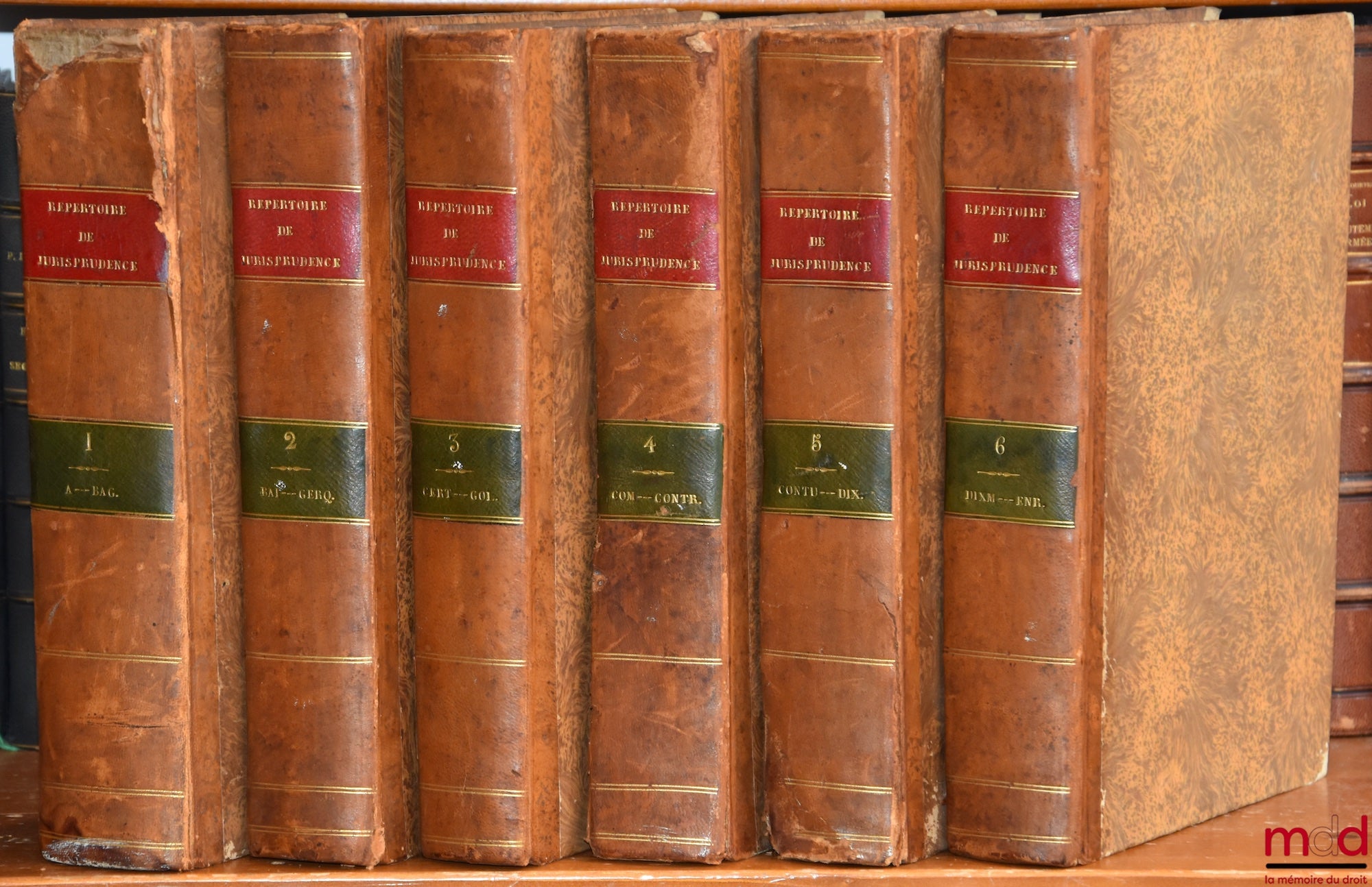 GUYOT (Joseph-Nicolas) et alii – RÉPERTOIRE UNIVERSEL ET RAISONNÉ DE JURISPRUDENCE CIVILE, CRIMINELLE, CANONIQUE ET BÉNÉFICIALE, ouvrage de plusieurs jurisconsultes : mis en ordre & publié par M. …, écuyer, ancien magistrat. Nouvelle édition corrigée & au