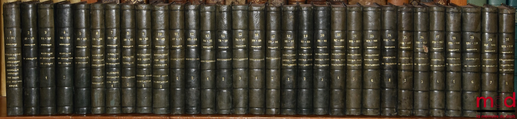 DEMOLOMBE (Charles) & GUILLOUARD (Louis) – COURS DE CODE NAPOLÉON, t. I à X : 6e éd., t. XII et XIII : 7e éd, t. XIII à XVII : 6e éd., t. XVIII à XXIII : 4e et 6e éd., t. XXIV à XXX : 1re et 5e éd, t. XXXI : 6e éd, [31 vol.] ;  TRAITÉS (…), (art. 1387 à 2