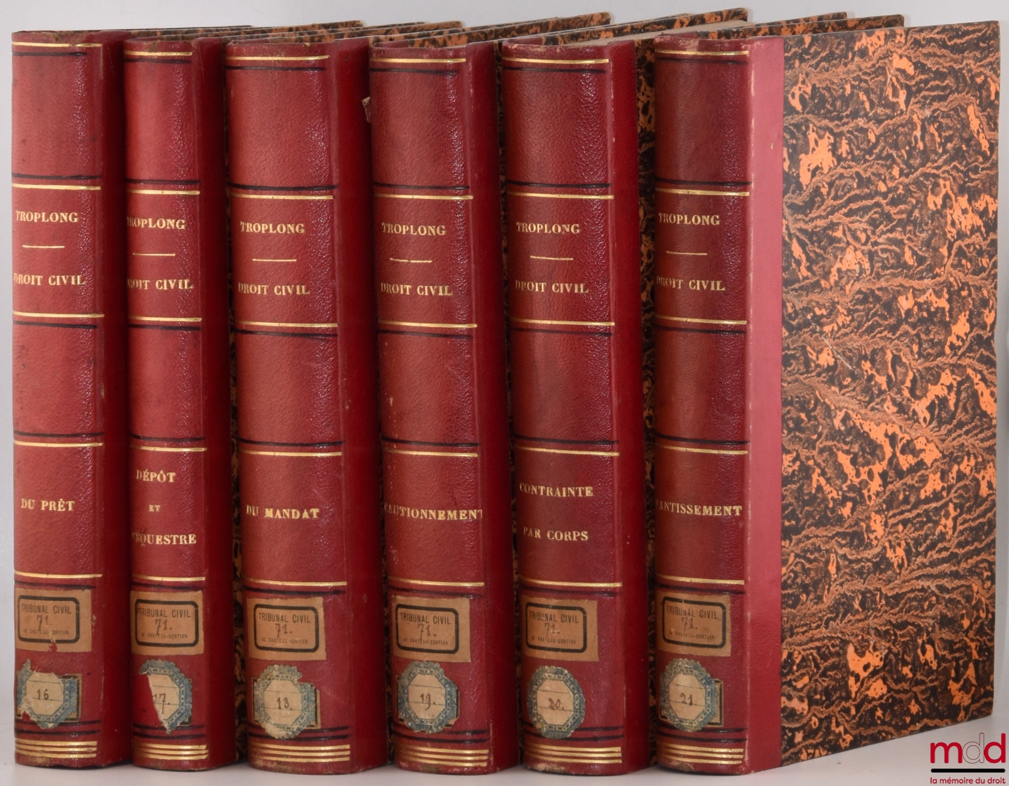 TROPLONG (Raymond-Théodore) – LE DROIT CIVIL EXPLIQUÉ SUIVANT L’ORDRE DES ARTICLES DU CODE DEPUIS ET Y COMPRIS LE TITRE DE LA VENTE, Ouvrage qui fait suite à celui de M. Toullier, mais dans lequel on a adopté la forme plus commode du commentaire : PREMIÈR