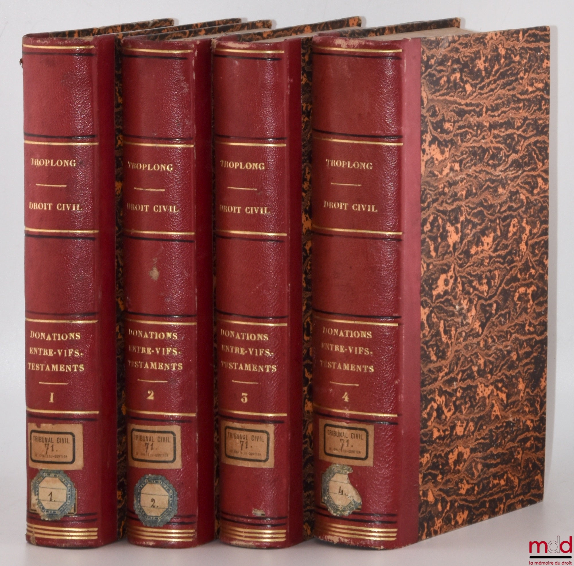 TROPLONG (Raymond-Théodore) – LE DROIT CIVIL EXPLIQUÉ SUIVANT L’ORDRE DES ARTICLES DU CODE DEPUIS ET Y COMPRIS LE TITRE DE LA VENTE, Ouvrage qui fait suite à celui de M. Toullier, mais dans lequel on a adopté la forme plus commode du commentaire : PREMIÈR