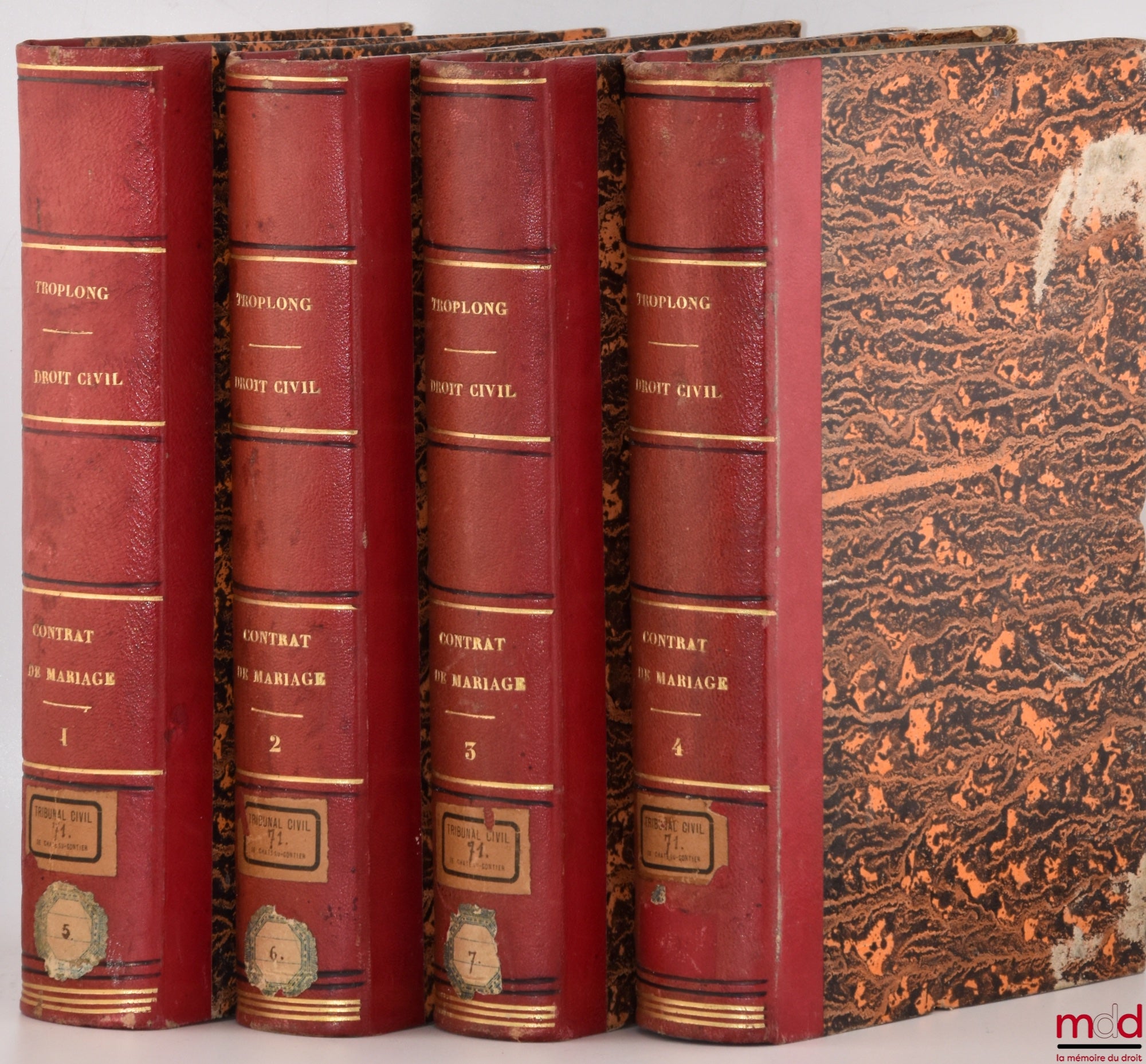 TROPLONG (Raymond-Théodore) – LE DROIT CIVIL EXPLIQUÉ SUIVANT L’ORDRE DES ARTICLES DU CODE DEPUIS ET Y COMPRIS LE TITRE DE LA VENTE, Ouvrage qui fait suite à celui de M. Toullier, mais dans lequel on a adopté la forme plus commode du commentaire : PREMIÈR