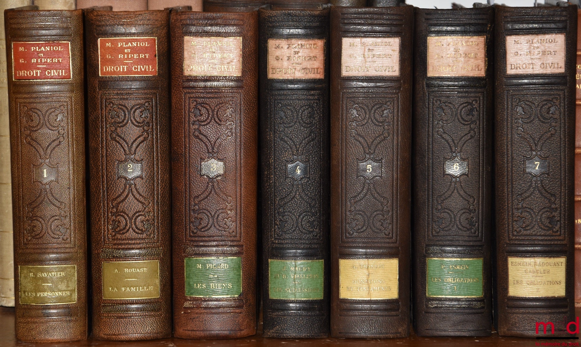 PLANIOL (Marcel) et RIPERT (Georges) – TRAITÉ PRATIQUE DE DROIT CIVIL FRANÇAIS, 1re éd. : t. I : Les personnes - État et capacité, Avec le concours de René Savatier (VIII-852 p.) ; t. II : La famille - Mariage, divorce, filiation, Avec le concours de Andr