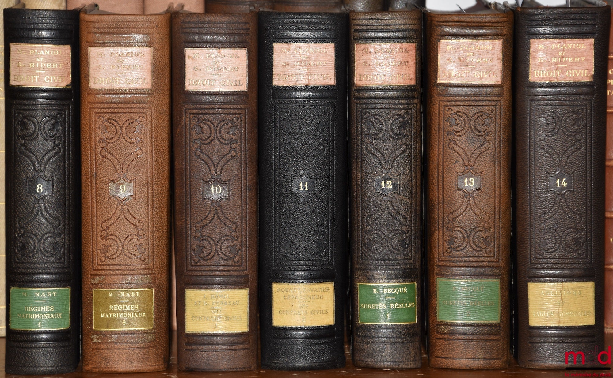 PLANIOL (Marcel) et RIPERT (Georges) – TRAITÉ PRATIQUE DE DROIT CIVIL FRANÇAIS, 1re éd. : t. I : Les personnes - État et capacité, Avec le concours de René Savatier (VIII-852 p.) ; t. II : La famille - Mariage, divorce, filiation, Avec le concours de Andr