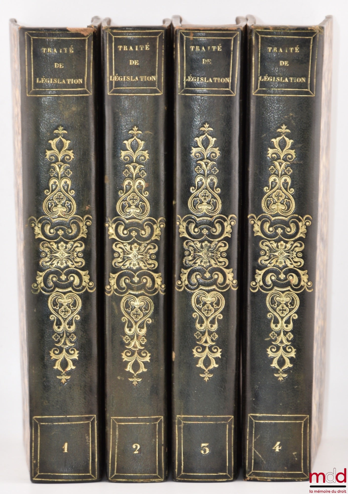 COMTE (Charles) – TRAITÉ DE LÉGISLATION, OU EXPOSITION DES LOIS GÉNÉRALES suivant lesquelles les peuples prospèrent, dépérissent ou restent stationnaires