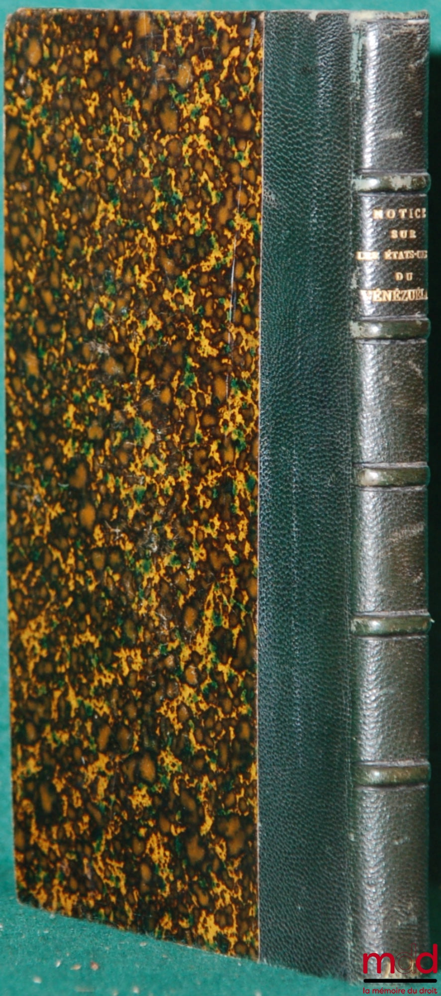 Anonyme – NOTICE POLITIQUE, STATISTIQUE, COMMERCIALE, ETC. SUR LES ÉTATS-UNIS DU VENEZUELA contenant les renseignements les plus utiles et les plus précis sur ce pays en français, anglais, espagnol, allemand & italien, et accompagnée d’une carte de la Rép